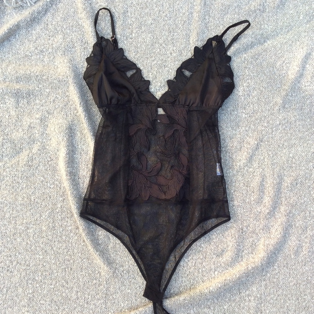 SHEER BLACK BODYSUIT